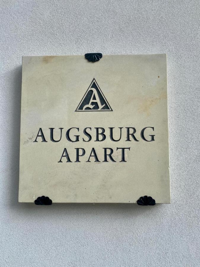 Augsburg Apart Пьятра-Нямц Экстерьер фото