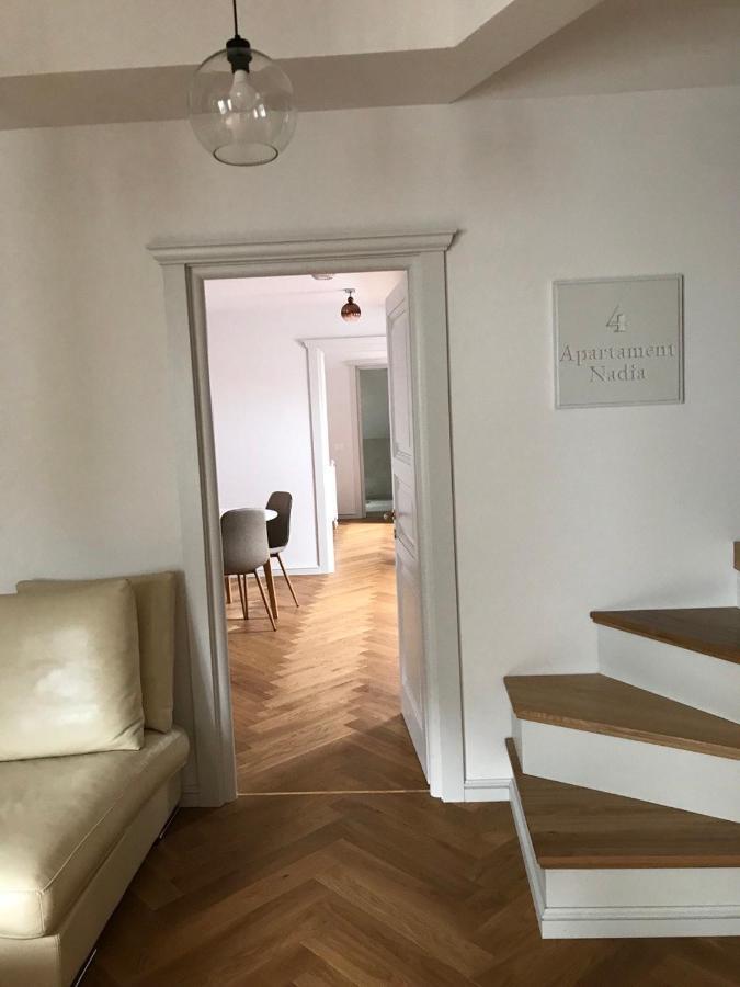 Augsburg Apart Пьятра-Нямц Экстерьер фото